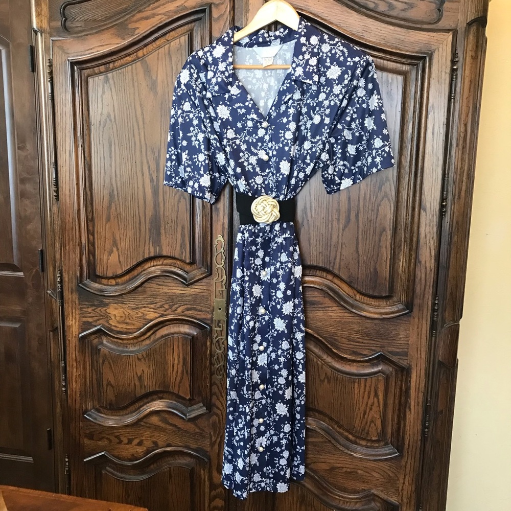Vintage Blair Navy Floral Plus Size Dress with Pearl Buttons